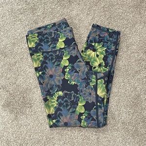 Fabletics Printed PowerHold Capri Leggings